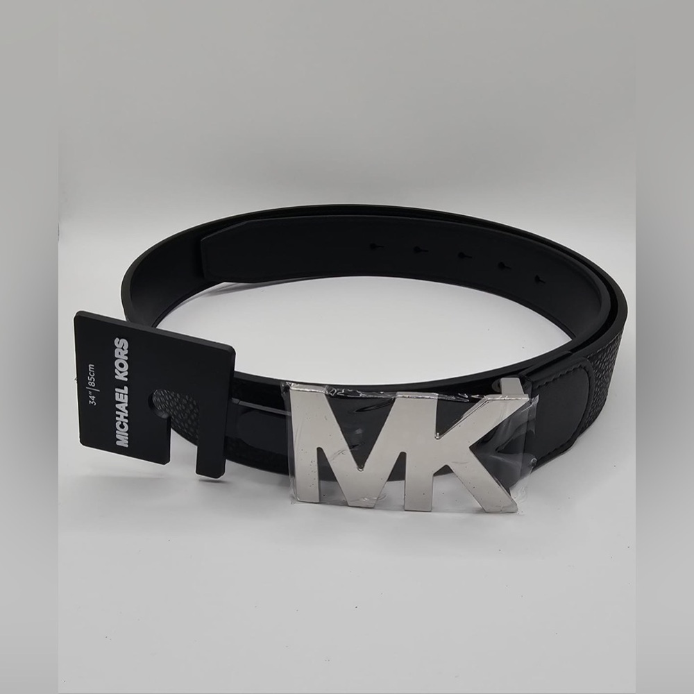 Michael Kors MK Black Leather Belt Silver Logo Buckle NWT Medium 34 - Picture 2 of 3